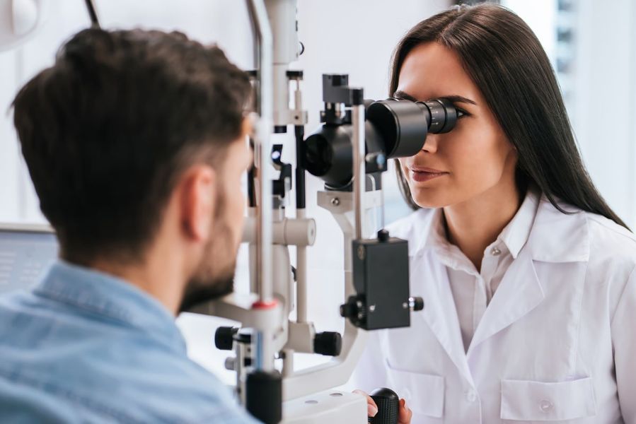 Způsoby měření zraku – co vás čeká u optometristy?